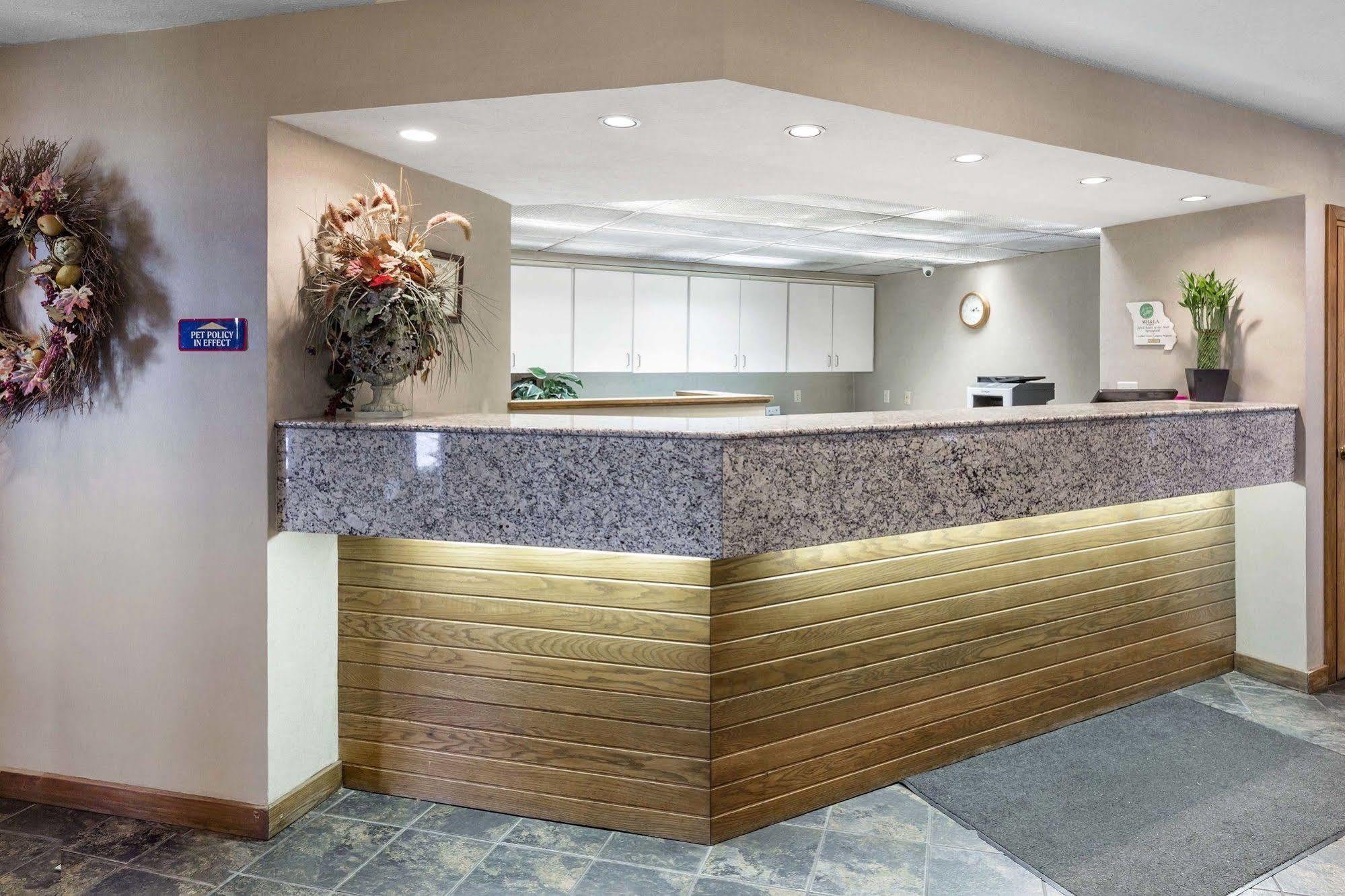 Mainstay Suites Springfield South - Battlefield Rd Exterior photo